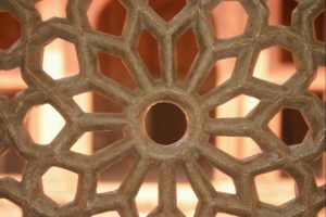 03 Carved marble sun screen