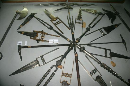 01 Rajput Weapon Display